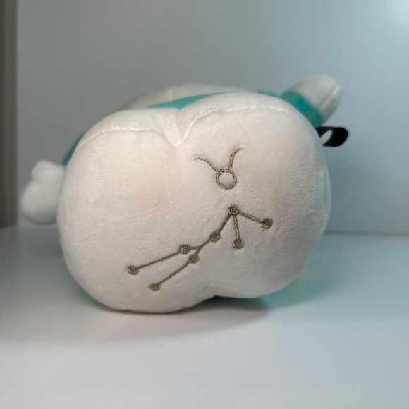 Kidrobot Hello Kitty Zodiac Taurus Plush Sanrio Teal Bull Costume 13 Inch NWT - Picture 6 of 8